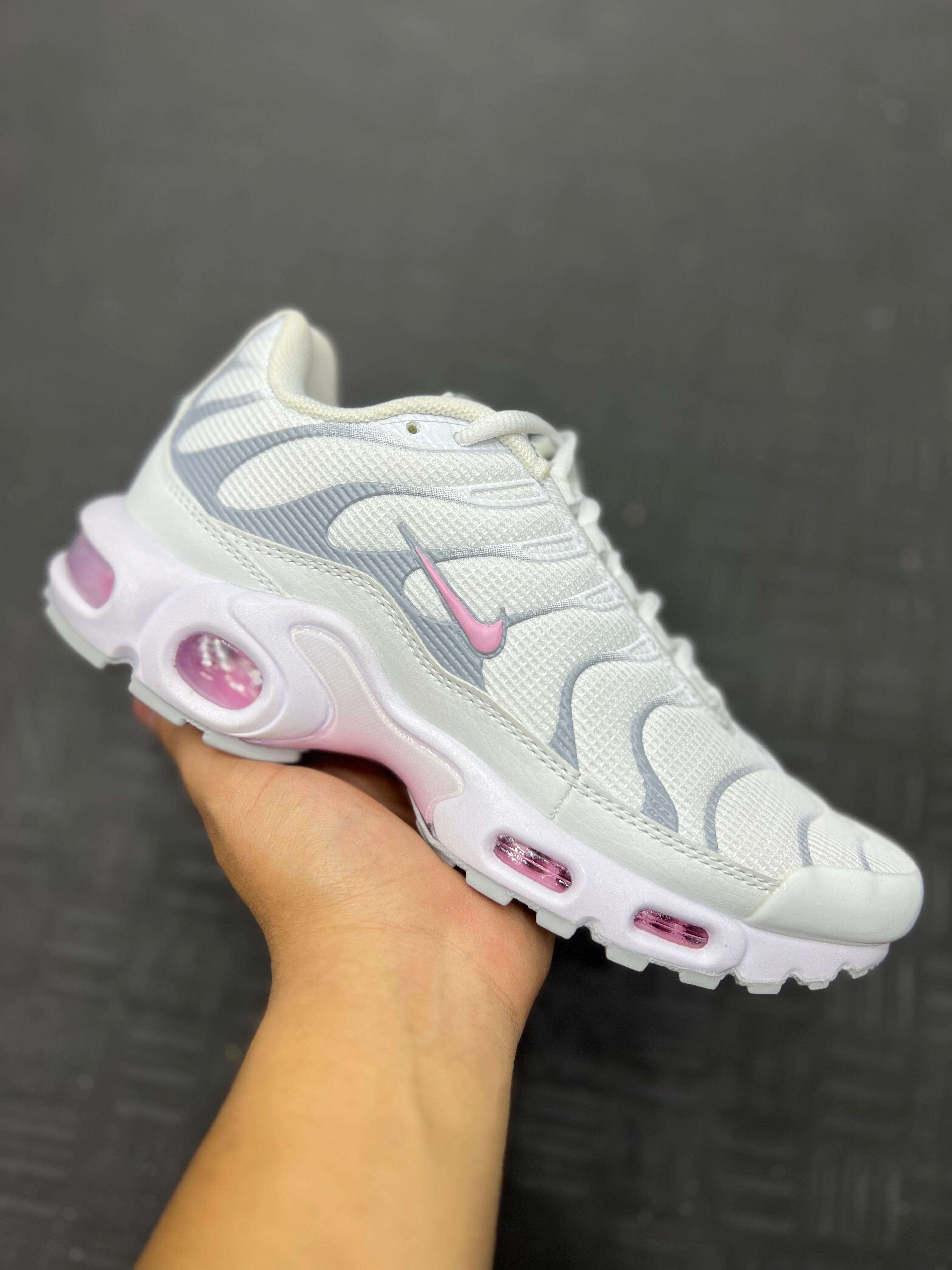 Air Max TN Plus - Pink Rise