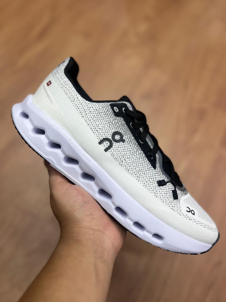 Tênis On Running Cloudtilt – Leão Imports