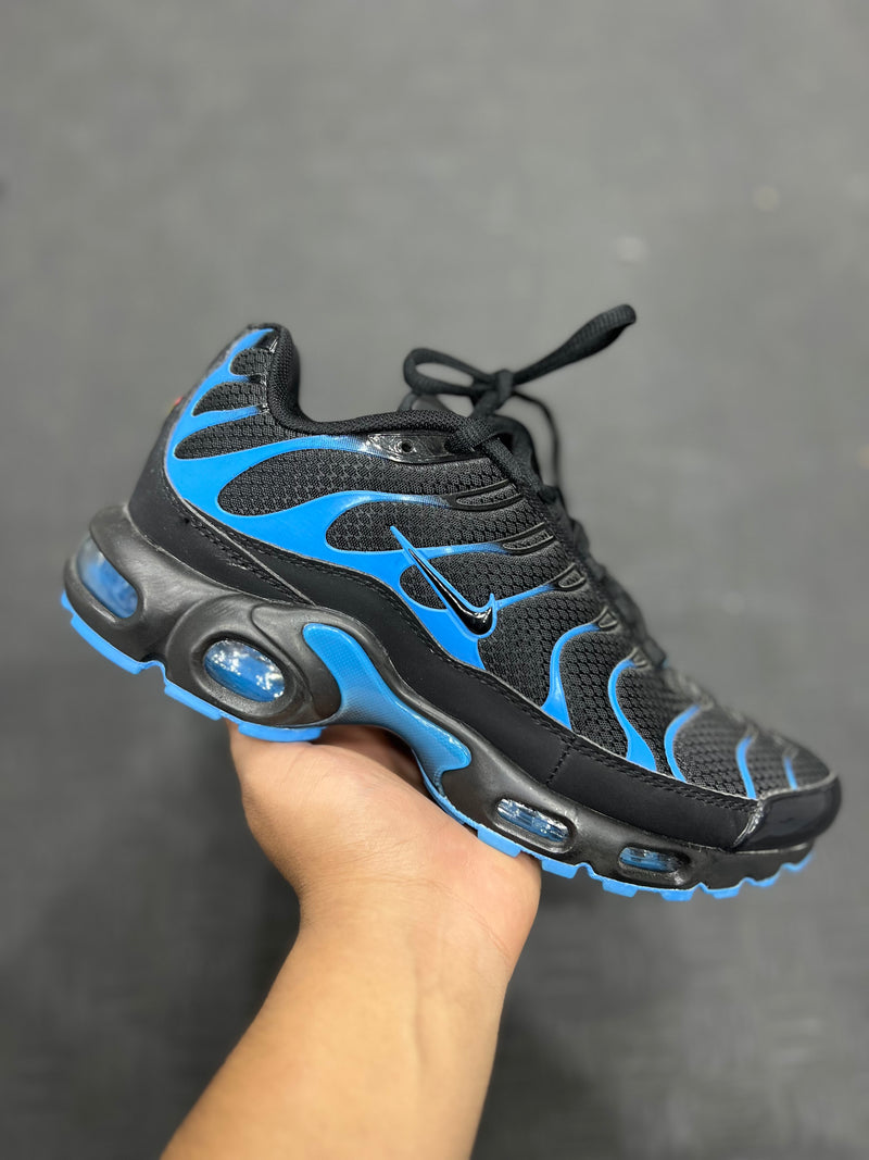 Air Max Plus - black blue