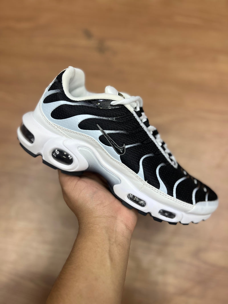 Air Max Plus Tn - White Black Metallic Pewter