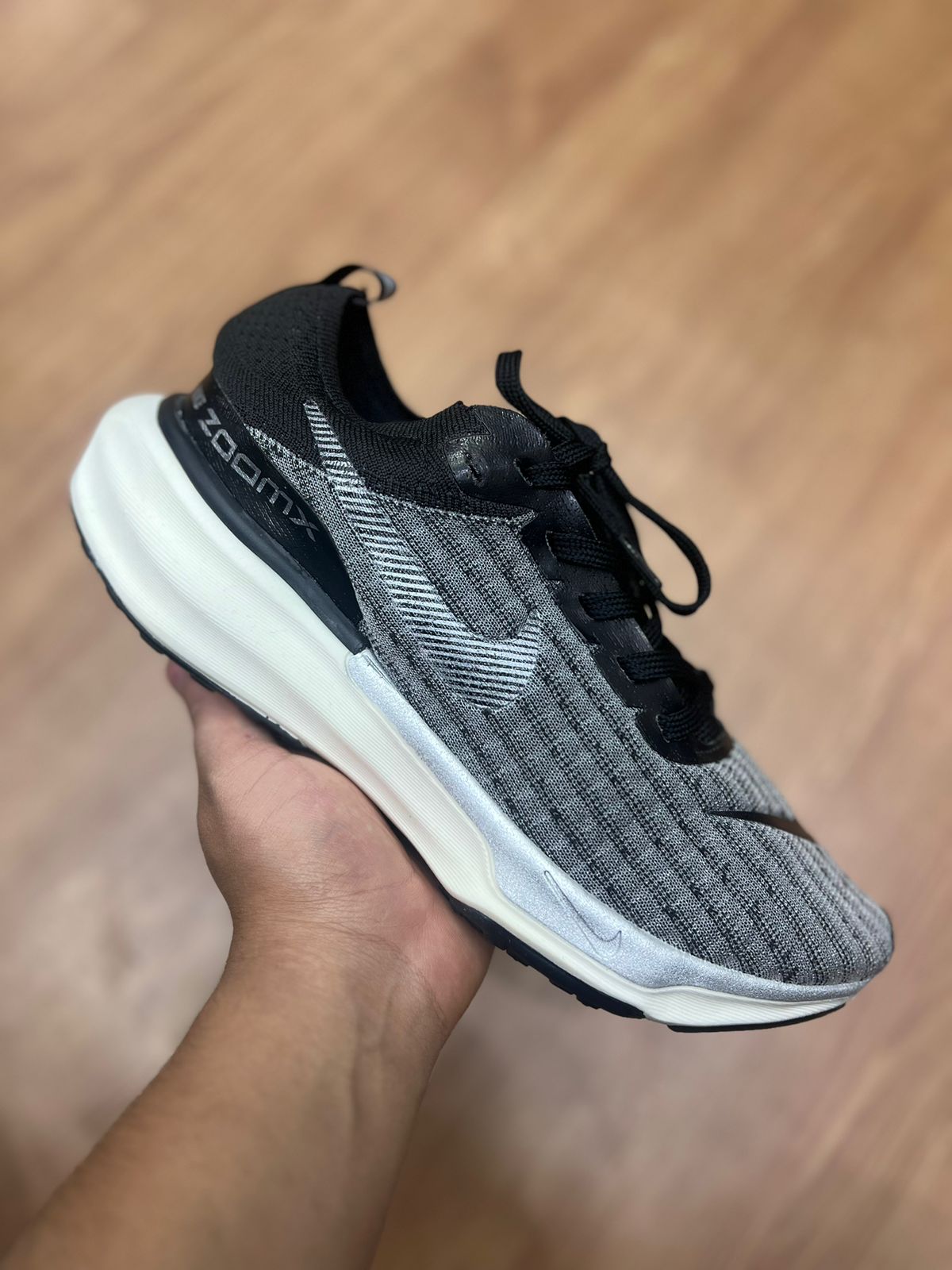NIKE ZoomX